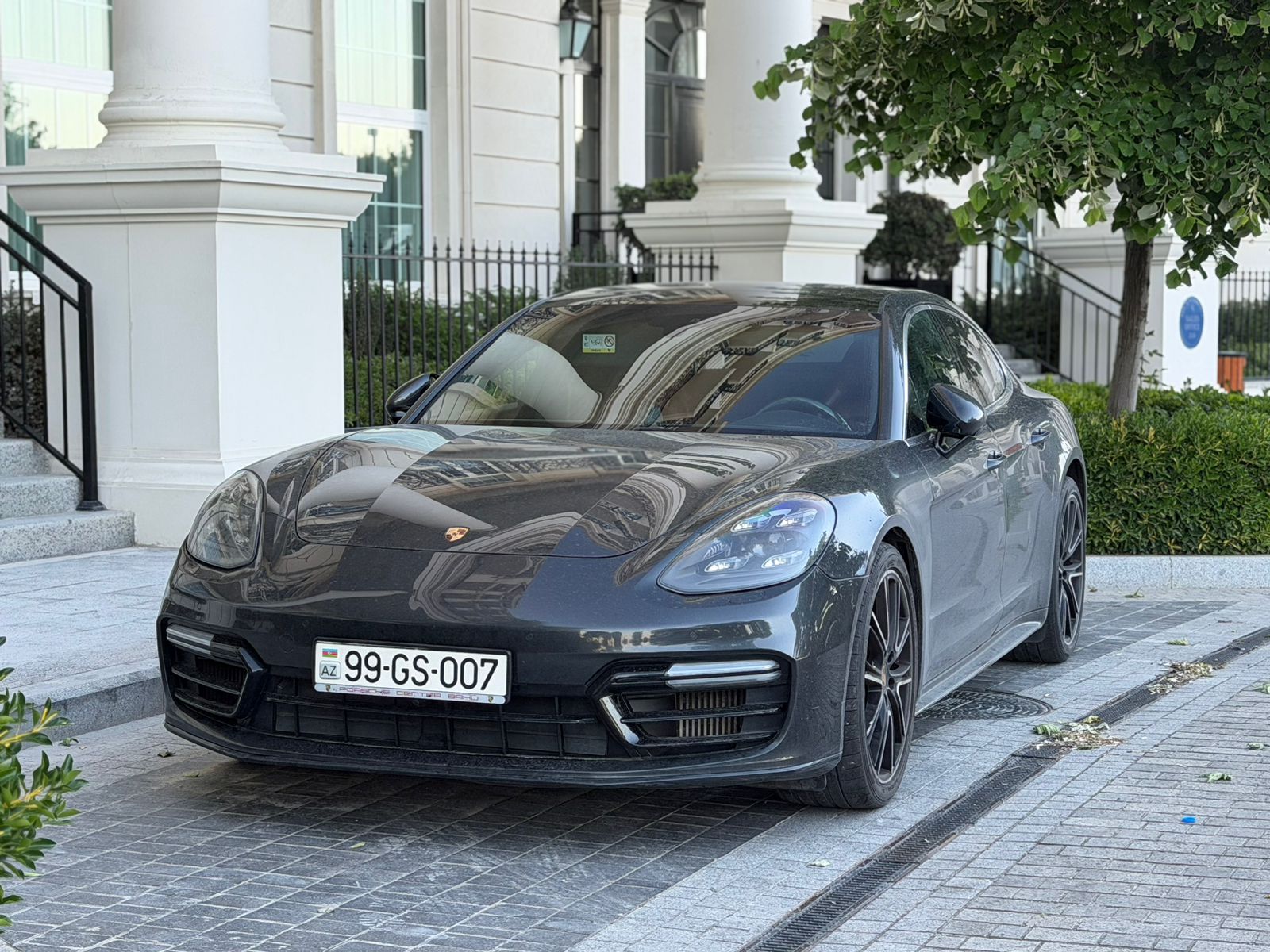 Rent a car Baku Porsche Panamera 2022